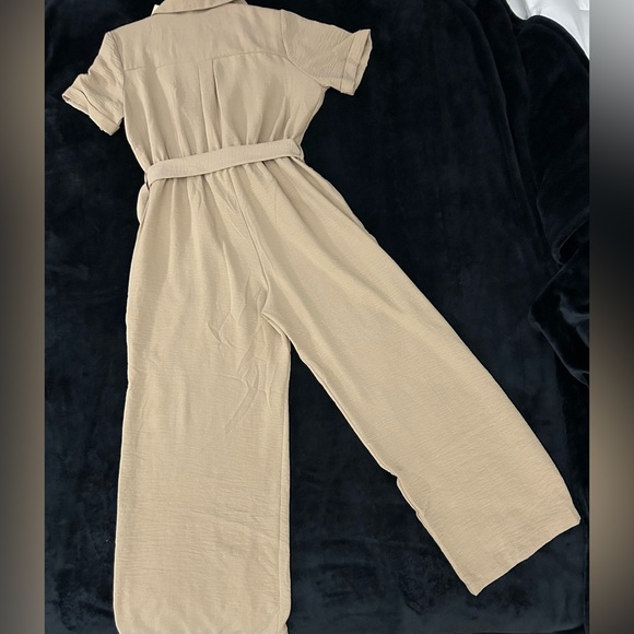 NWT•Montreal Los Angeles•Khaki V Neck Crossover Belted Wide Leg Jumpsuit• XL - Picture 3 of 6